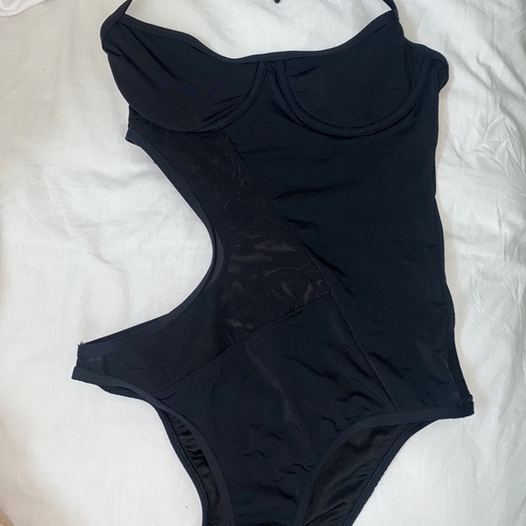 VS one piece swimsuit - Picture 2 of 5